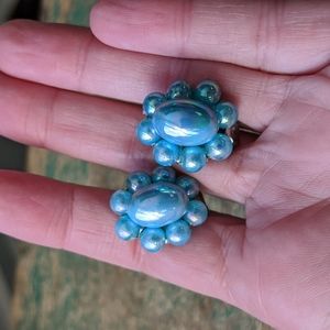 Vintage Iridescent Turquoise Blue Bead Oval Clip-On Earrings